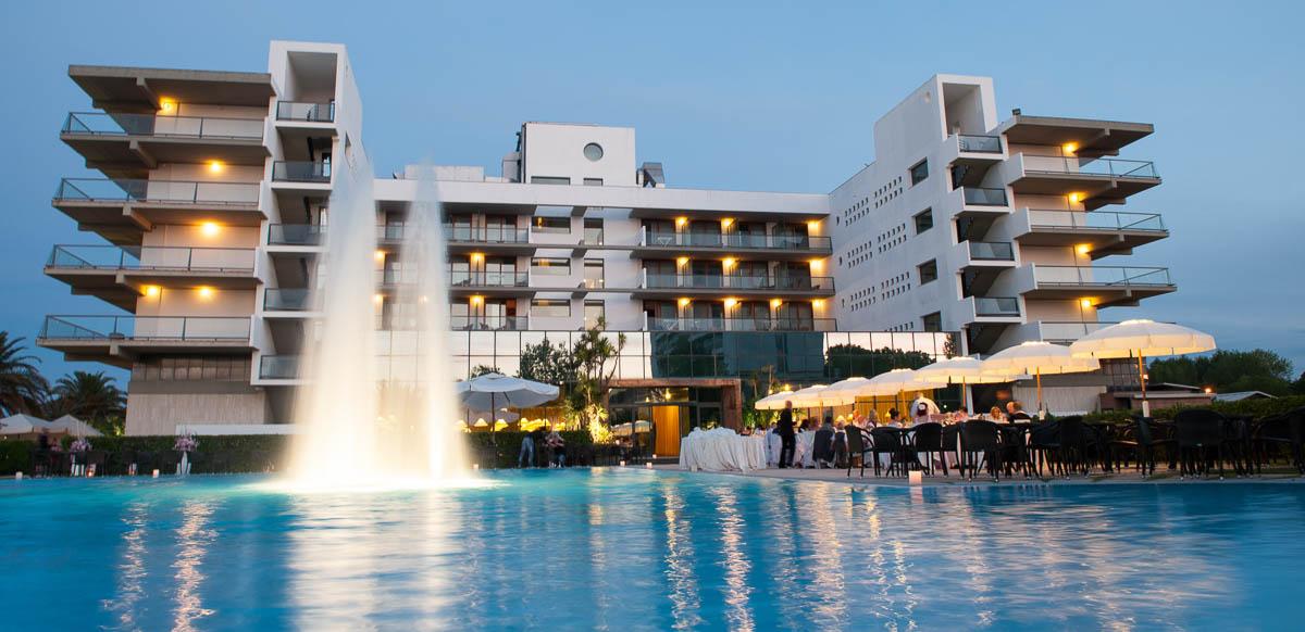 Camera con vista mare