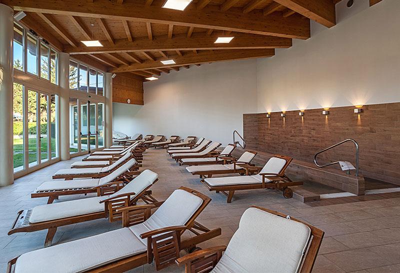 Area Salus per Aquam con sauna e lettini relax