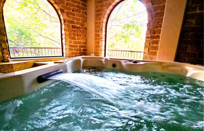 Spa privata dettaglio vasca