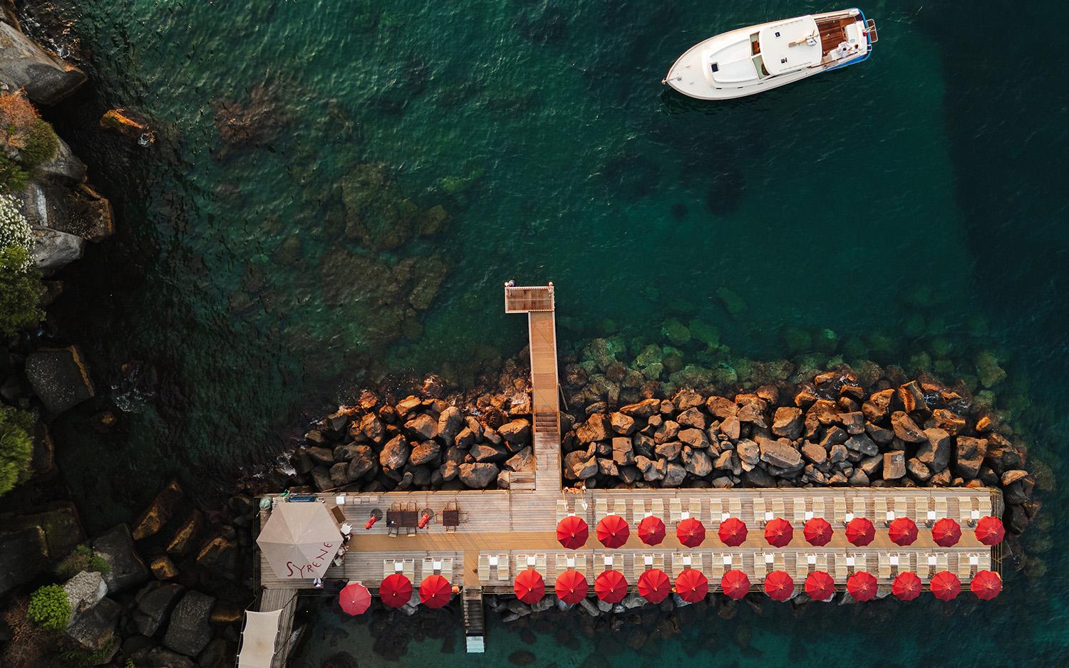 Spiaggia privata e solarium