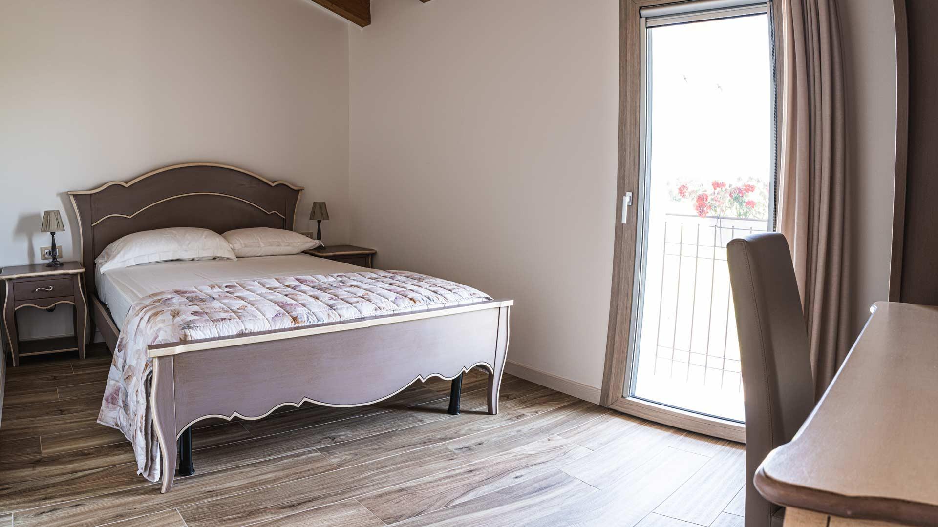 Camera matrimoniale stile country