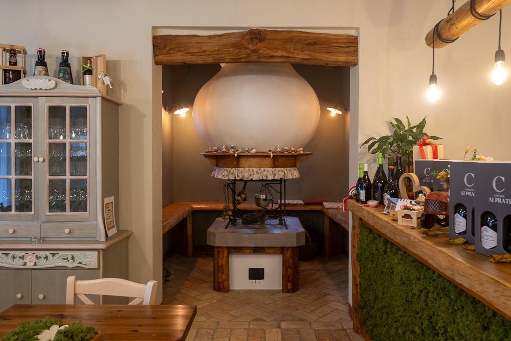 Fogolâr friulano nel ristoro