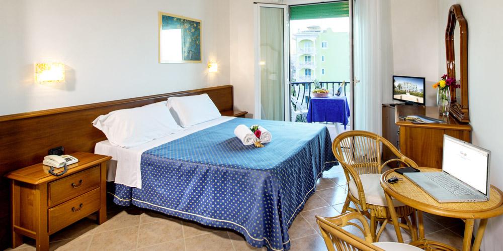 Camera hotel 4 stelle