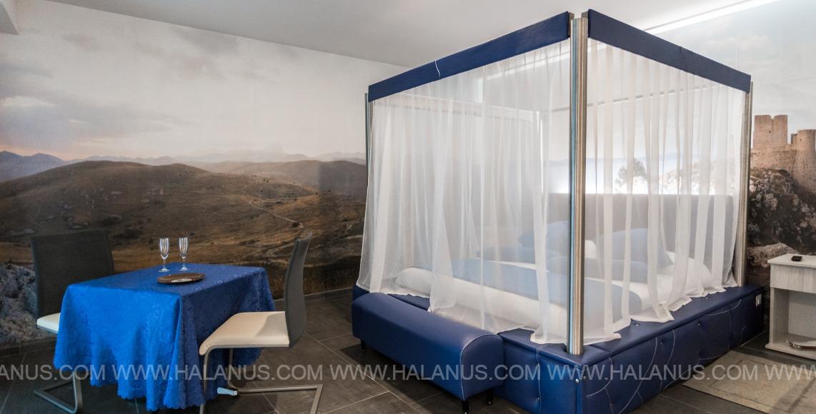 Spa Suite Aria con letto baldacchino e jacuzzi