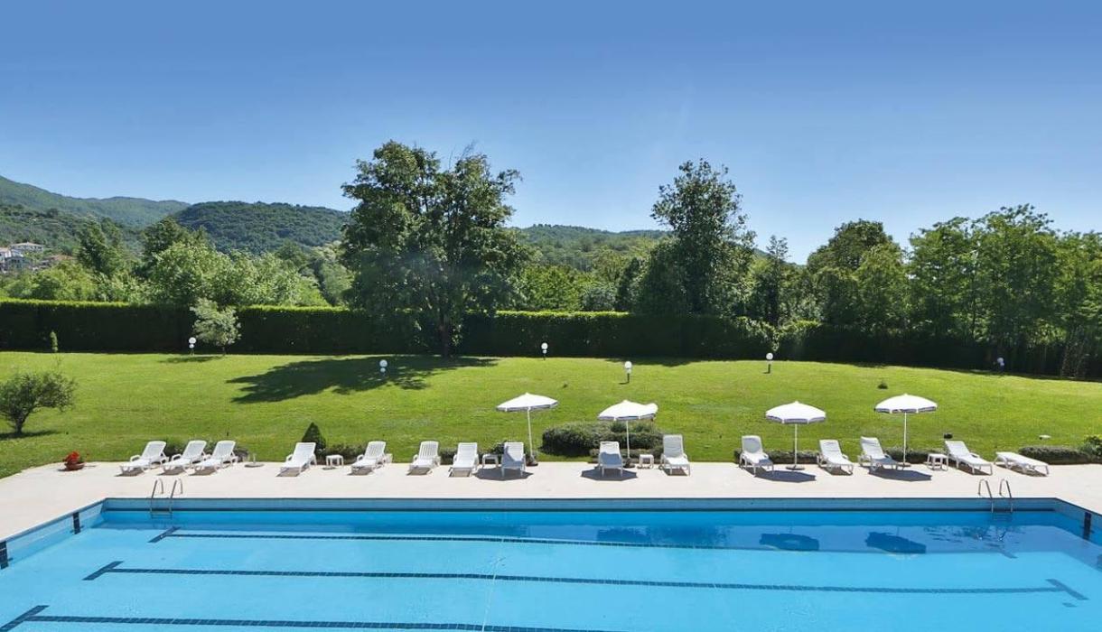 Fitness Corner con attrezzature Technogym