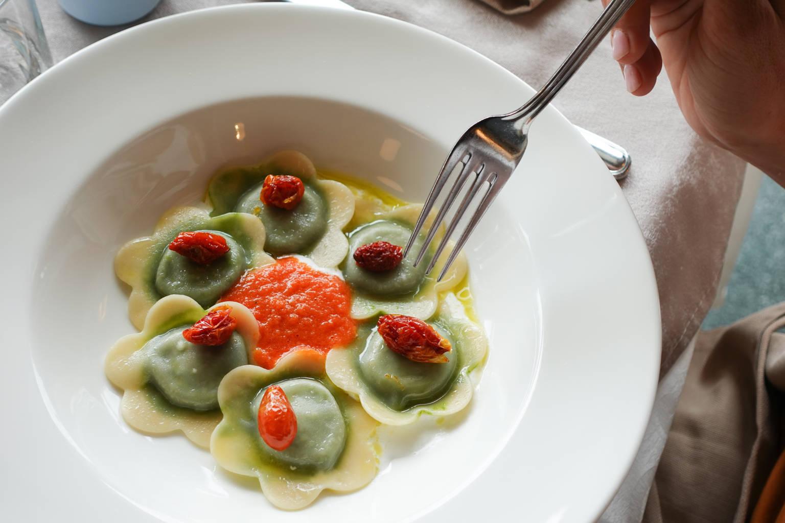 Piatto di ravioli del ristorante