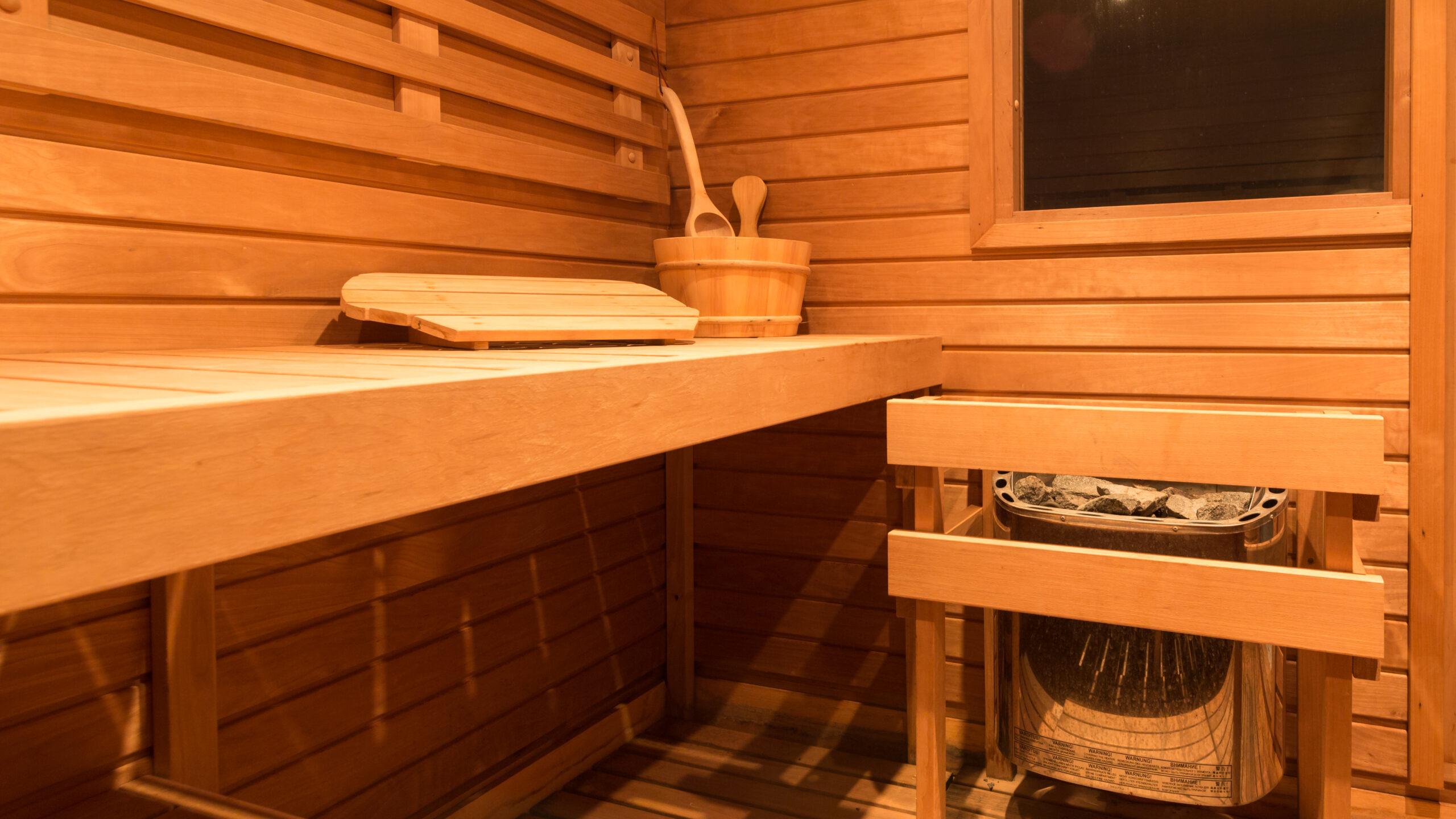 Sauna finlandese centro benessere in hotel mare blu a pineto