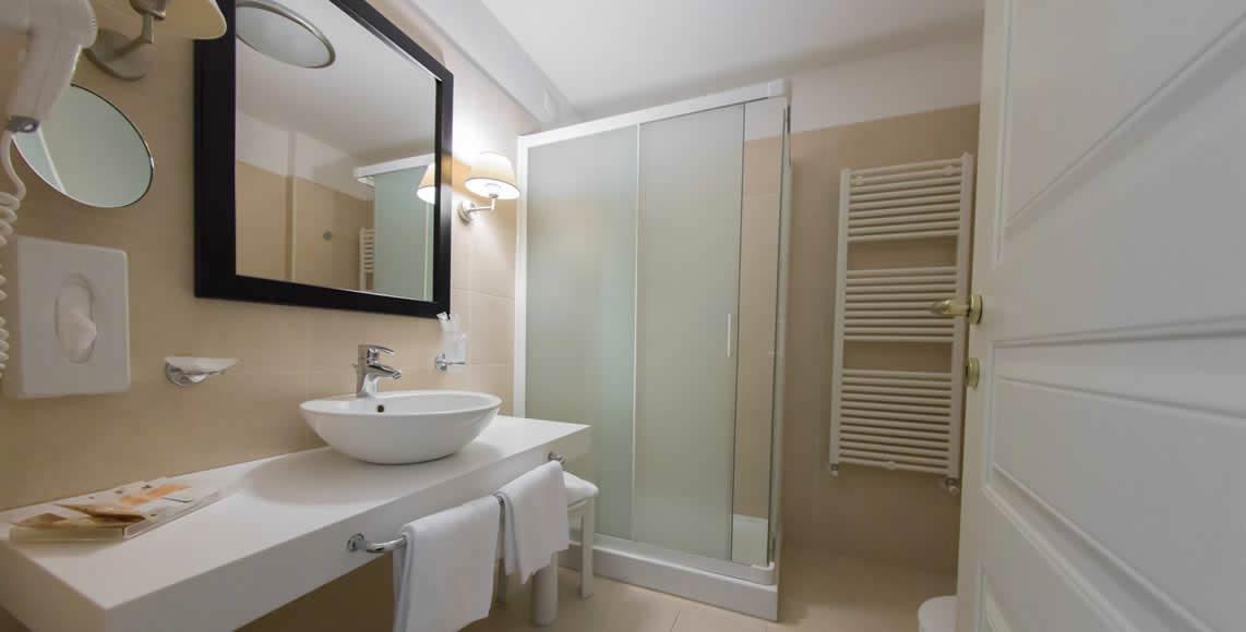 Camera Standard Dependance