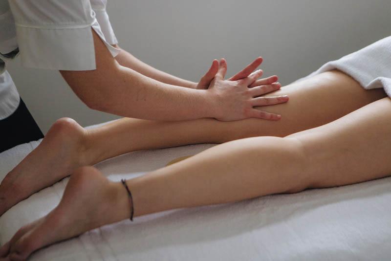 Massaggio linfodrenante con proprietà dell'uva