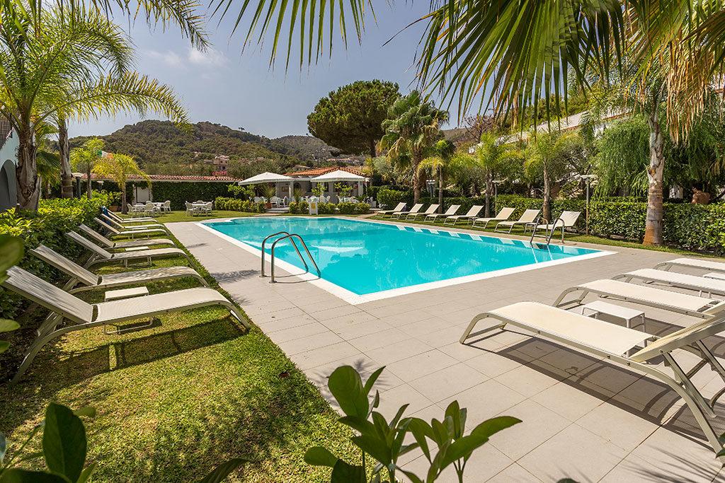 Baia Marticana Residence Hotel