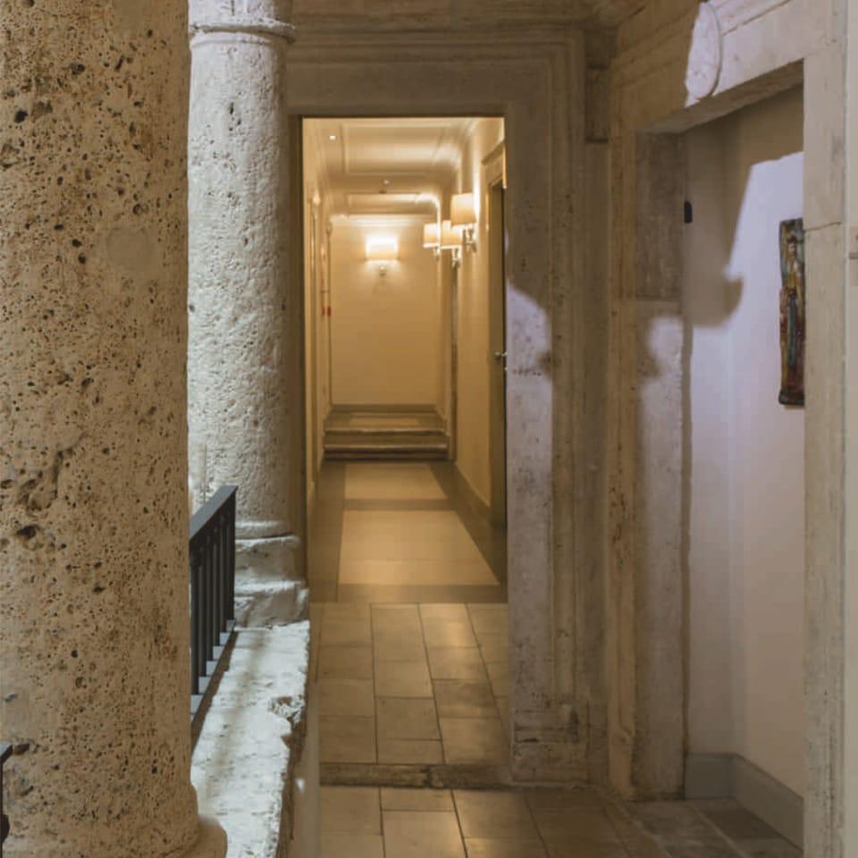 Corridoi e architettura storica della dimora