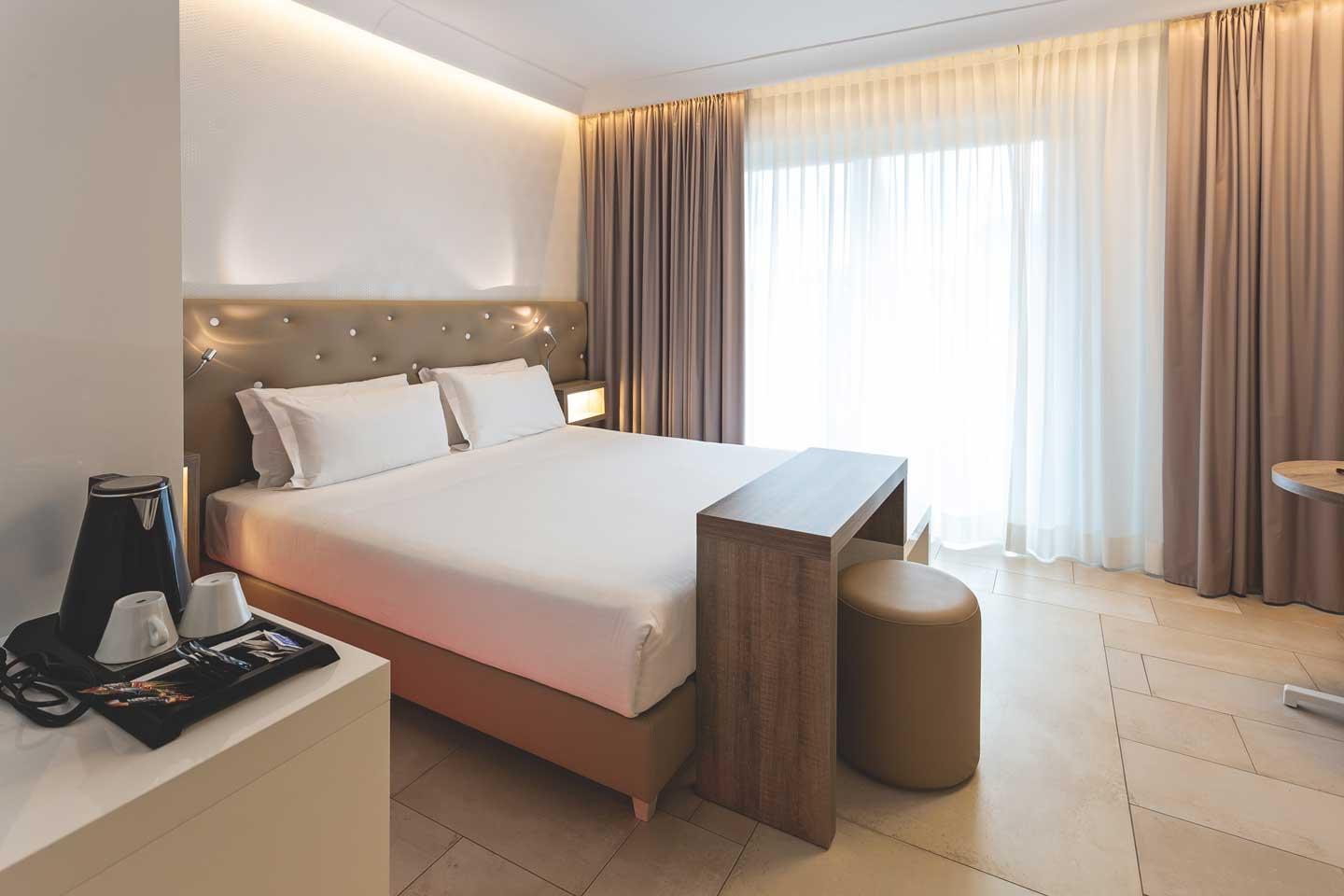 Camera Family Deluxe