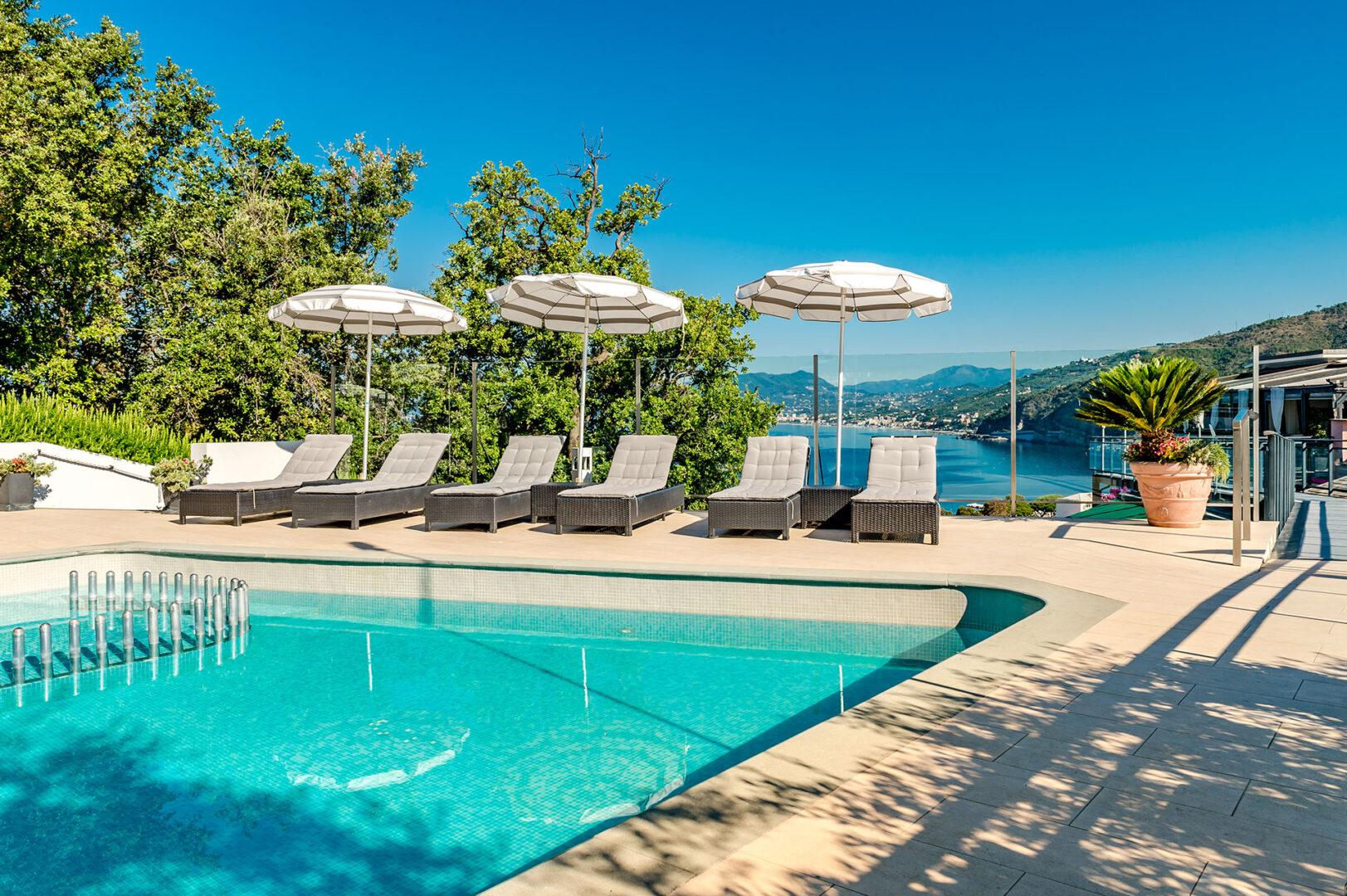 Piscina panoramica riscaldata