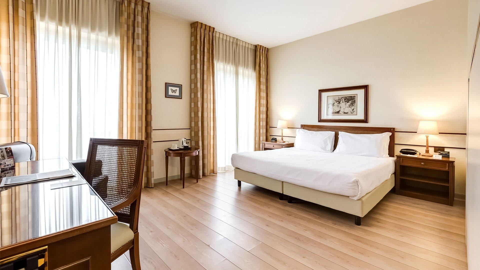 Camera Superior con vista pineta