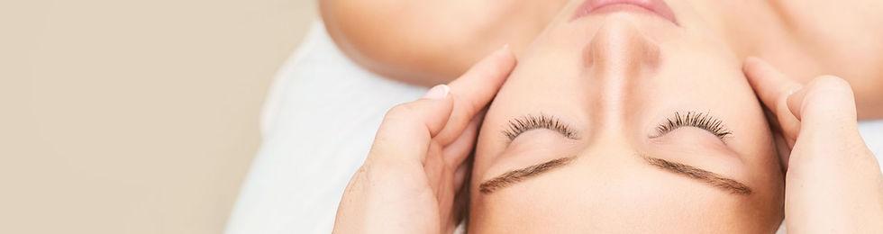 Trattamenti viso professionali con tecnologie avanzate