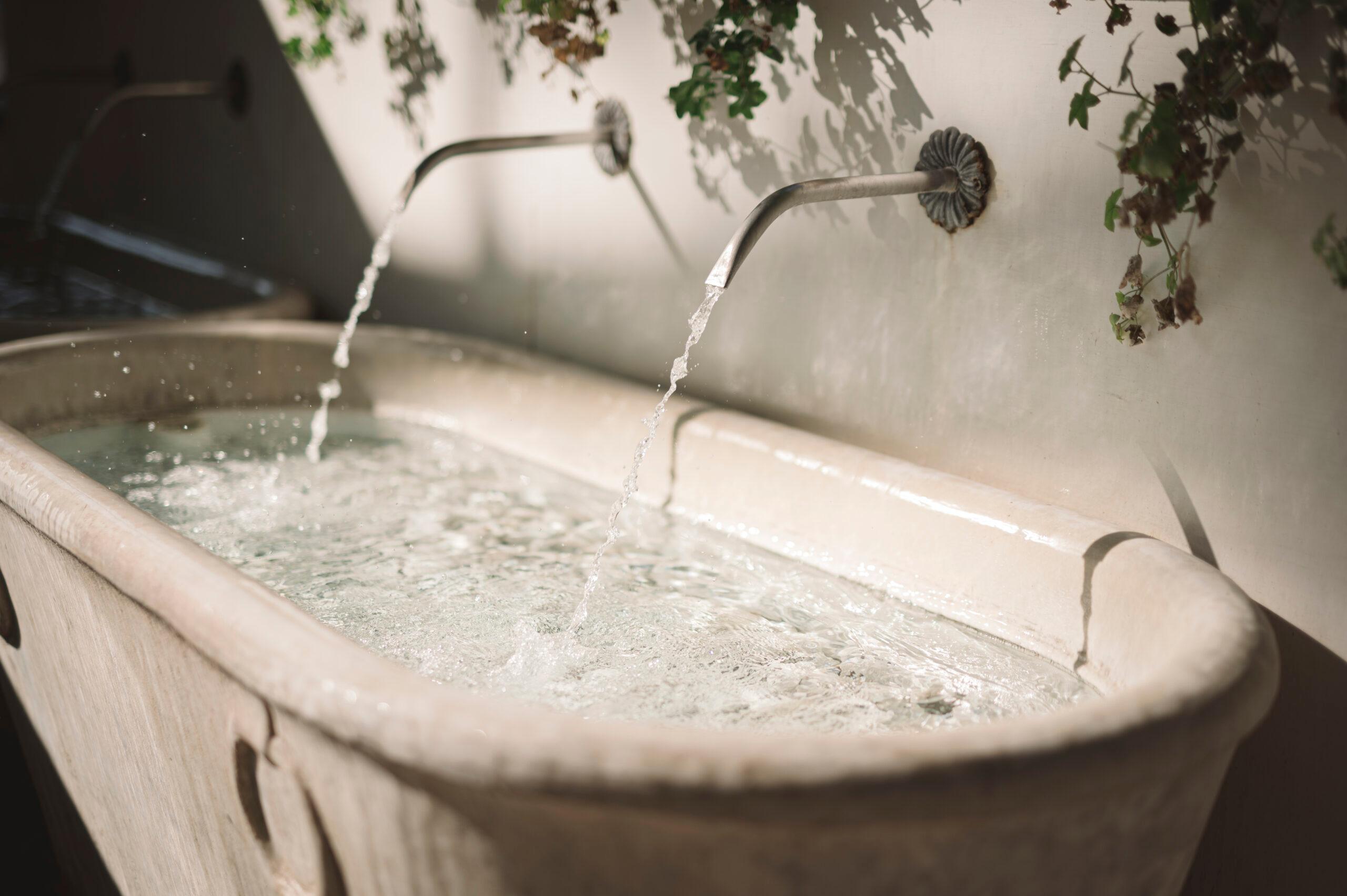 Cura idropinica con acqua Telese nel parco termale