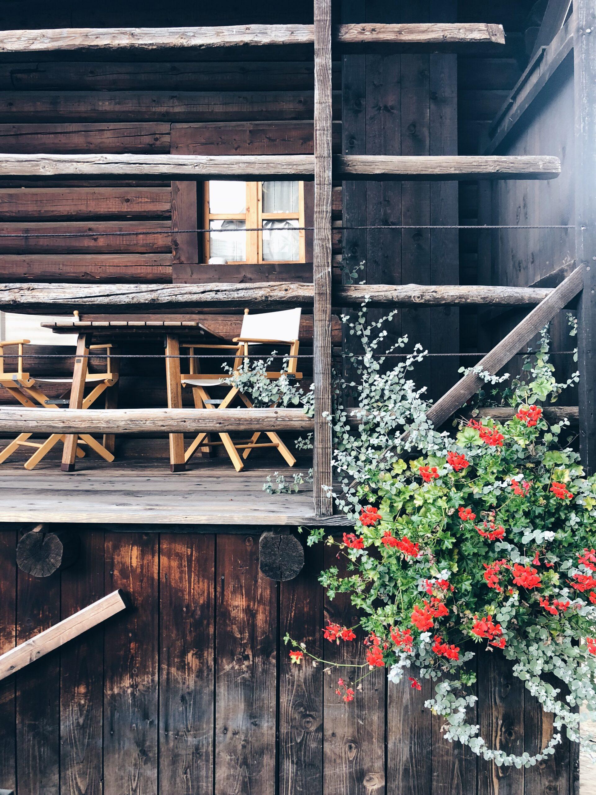Borgo San Lorenzo, estate con veduta del borgo storico