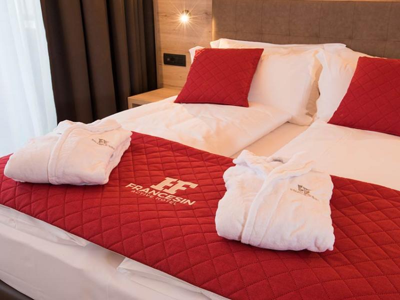 Camera Panorama Doppia con vista montagne