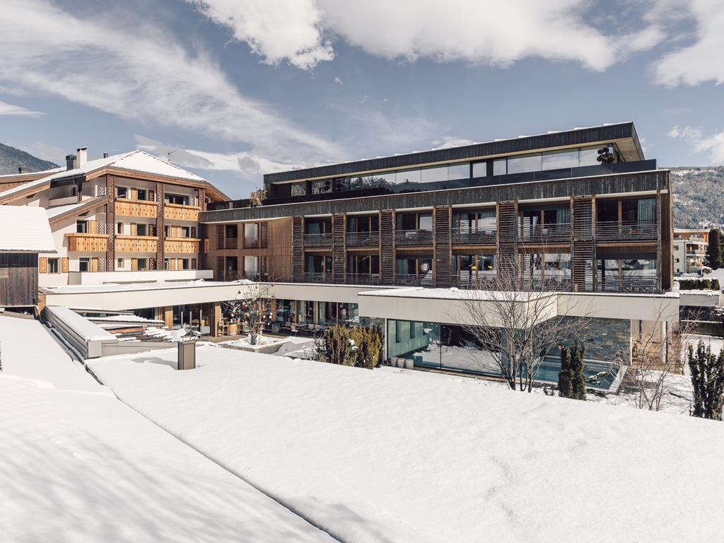 Hotel Langgenhof con giardino e piscina in inverno