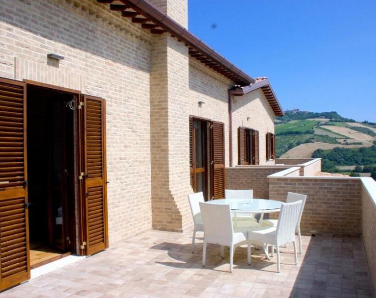 Appartamento Campofilone al primo piano