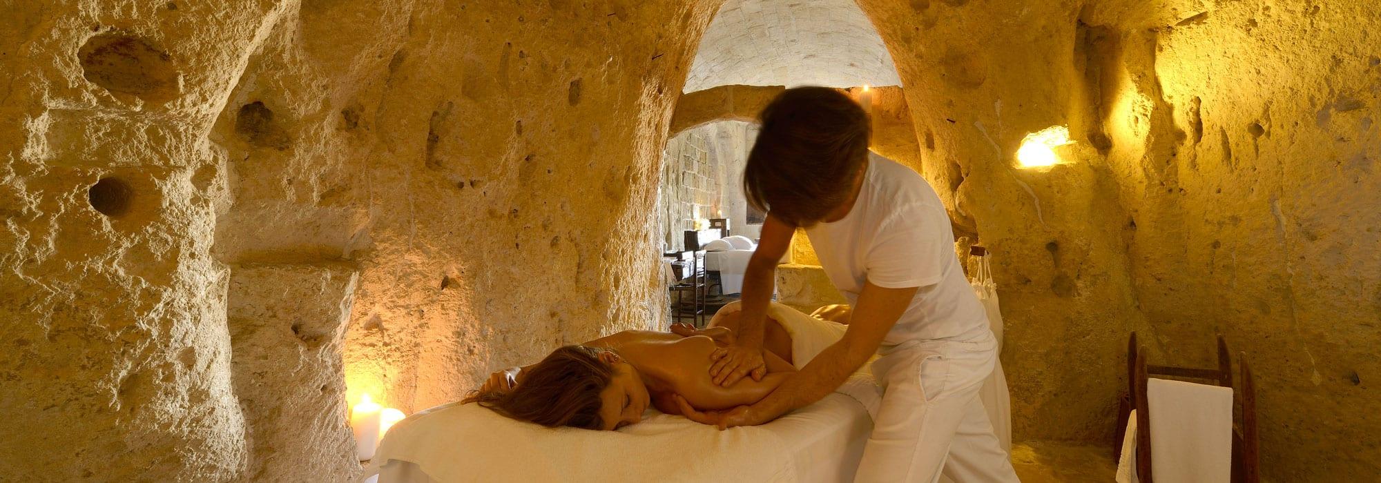 Trattamenti wellness nella grotta di Matera