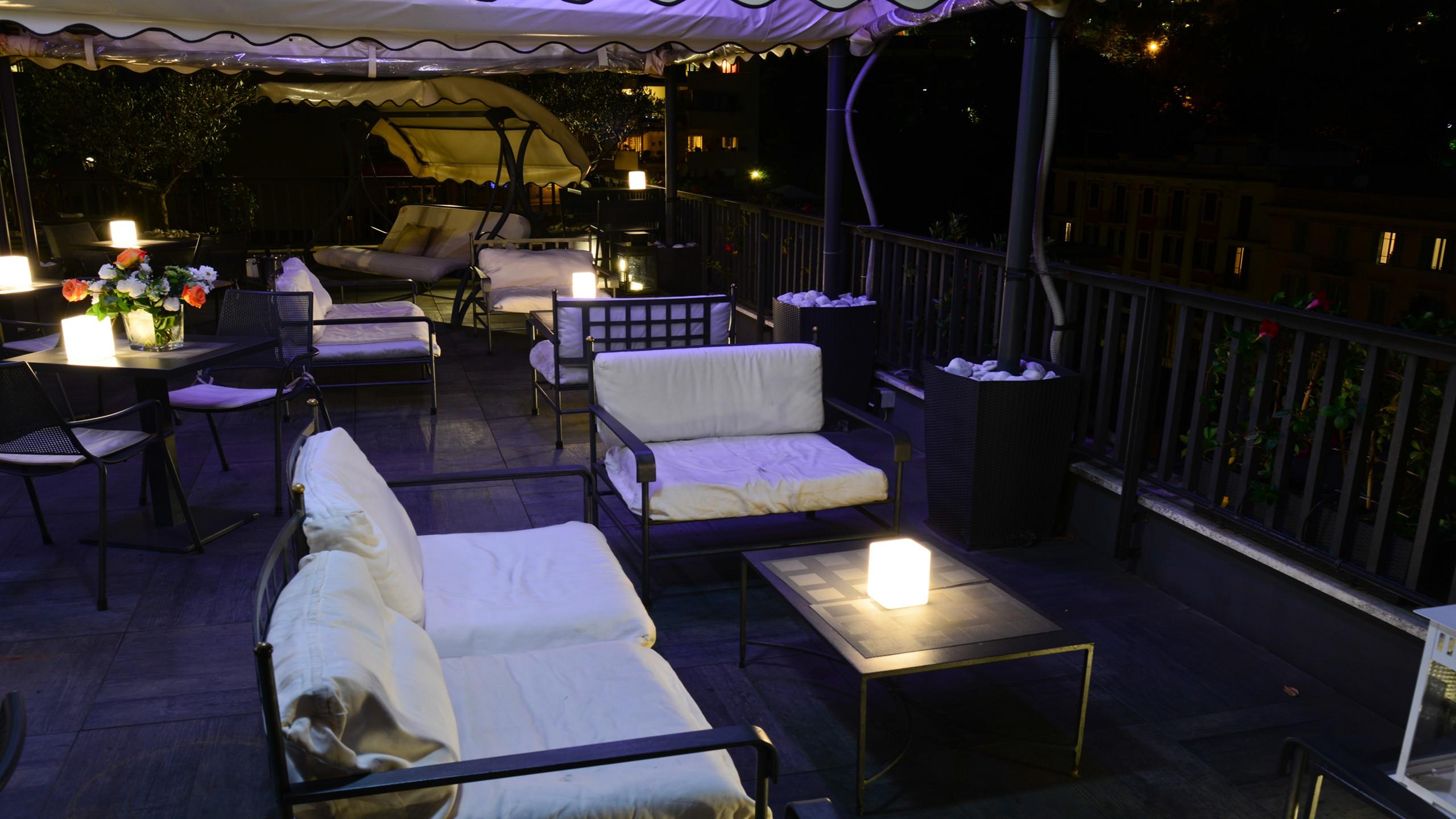 Rooftop panoramico dell'ottavo piano